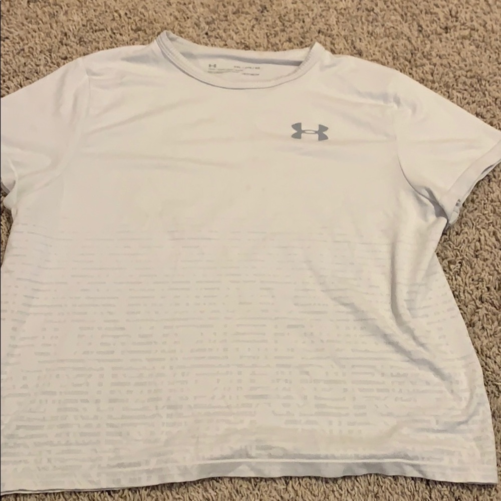 Under Amour T shirt